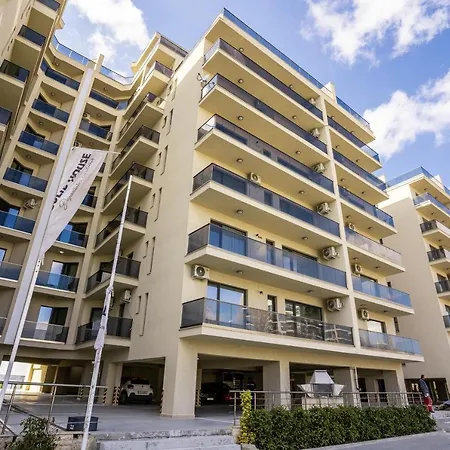 Solid Barrels Luxury Apartments Mamaia Exterior foto