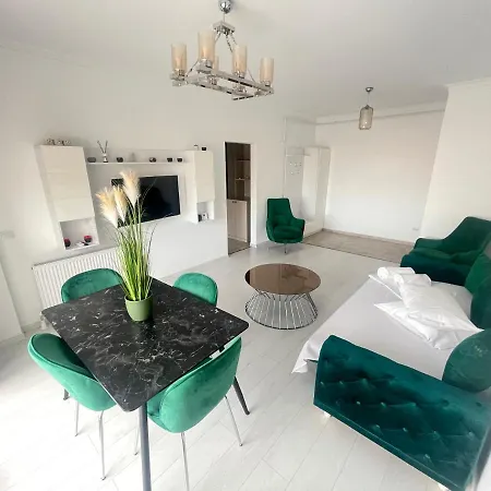 Solid Barrels Luxury Apartments Mamaia Exterior foto