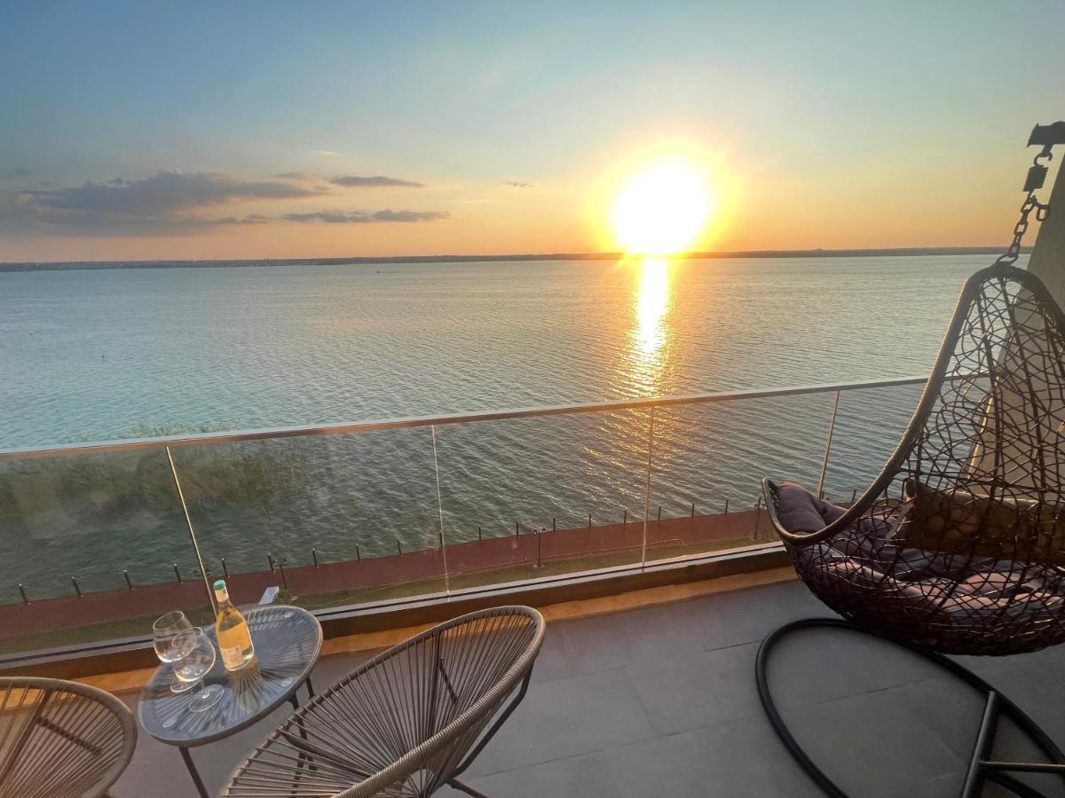 Solid Barrels Luxury Apartament Mamaia