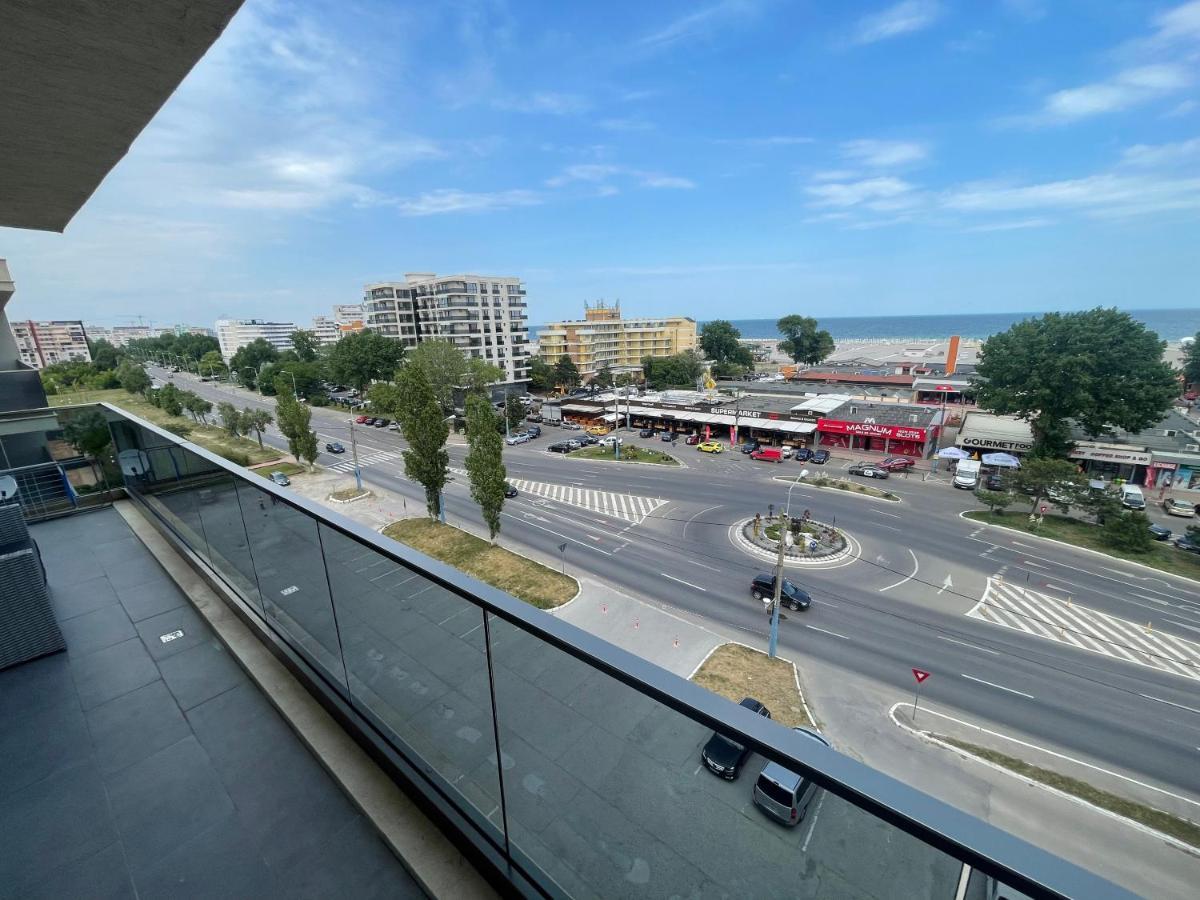 Solid Barrels Luxury Mamaia